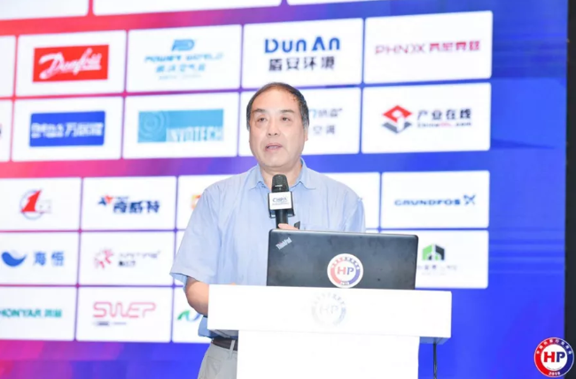 國家大氣污染防治攻關(guān)聯(lián)合中心副主任柴發(fā)合 國家大氣污染防治攻關(guān)聯(lián)合中心副主任柴發(fā)合